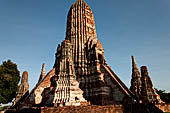 Ayutthaya, Thailand. Wat Chaiwatthanaram, the central prang sits on a platform with four smaller prangs at the corners in a quincunx arrangement. 